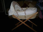 mamas and papas moses basket with stand