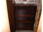 shelves/bookcase -